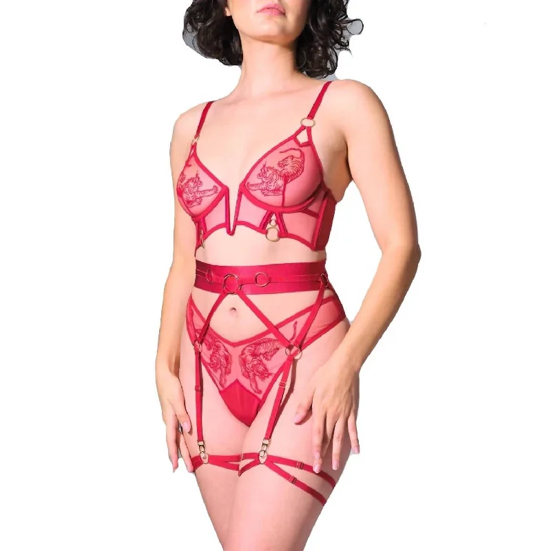 Women's Shapewear Lingerie SetsParamount Garter 311753 In Crimson