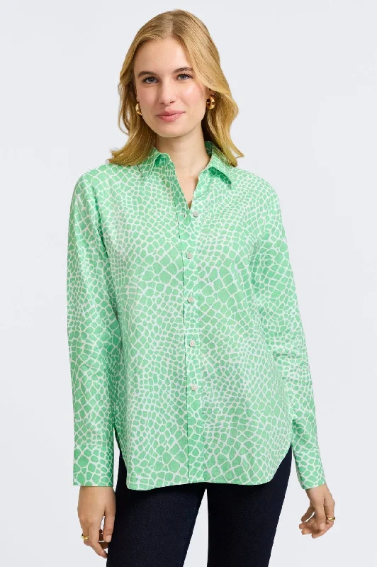 New Leaf Giraffe Pattern