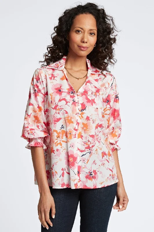 Women's fitted long sleeve stretch cotton shirt Alexis Watercolor Floral 3/4 Sleeve Popover Shirt Women's fitted long sleeve stretch cotton shirt Alexis Watercolor Floral 3/4 Sleeve Popover Shirt