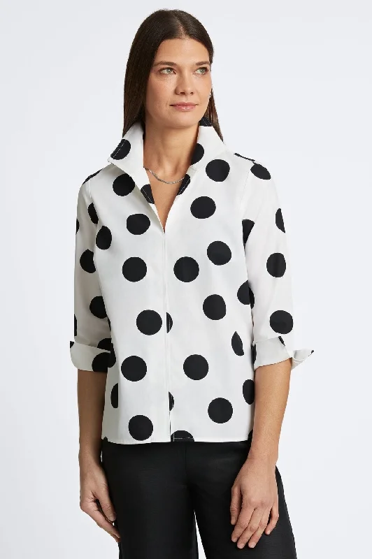 Women's button - front long sleeve poplin shirt Agnes Black & White Dot Popover 3/4 Sleeve Popover Shirt Women's button - front long sleeve poplin shirt Agnes Black & White Dot Popover 3/4 Sleeve Popover Shirt