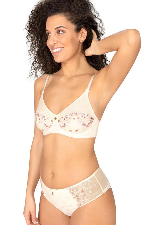 Women's bras with a satin finishAmoena Daydream Underwire Bra