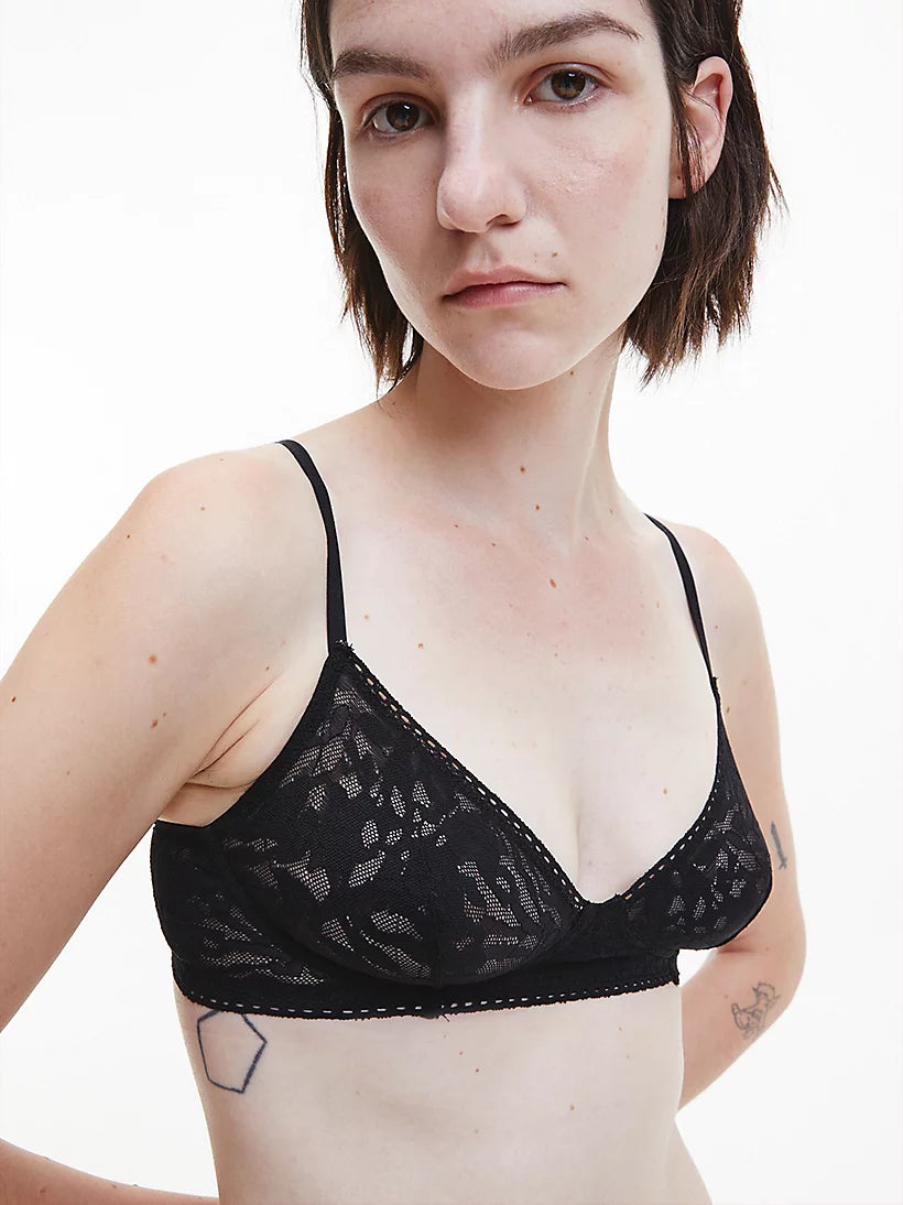 Women's bras with a contoured cup designCalvin Klein - Ultra Soft Lace Wirefree Bralette