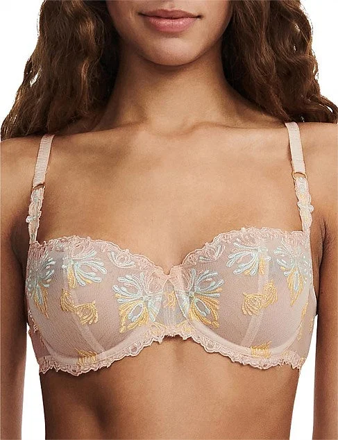 Women's black bras for a classic lookChantelle - CHAMPS-ELYSÉES Half Cup Balcony Bra Women's black bras for a classic lookChantelle - CHAMPS-ELYSÉES Half Cup Balcony Bra