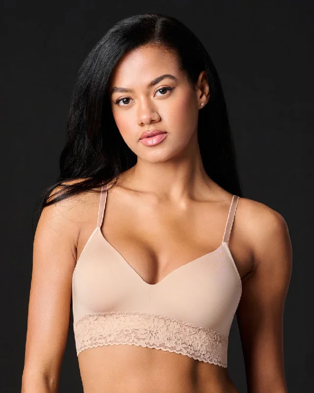 Women's plunge bras for low - cut topsDaily Lace Molded Wireless Bra