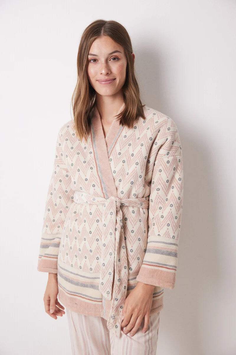 Short fleece robe with herringbone print