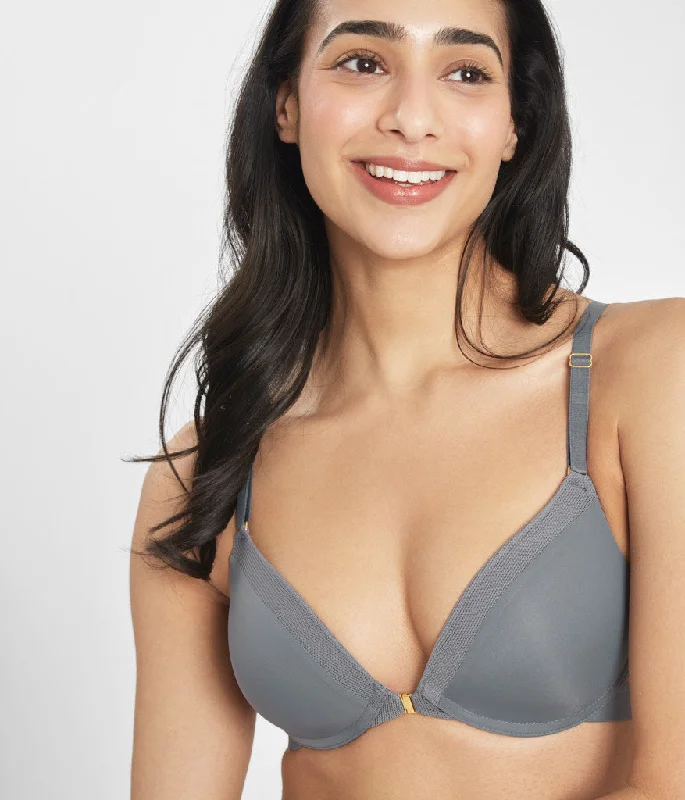 Women's bras with a silk blend for luxuryWomen's bras with a silk blend for luxuryThe Front Close No-Wire Bra: Smoke Women's bras with a silk blend for luxuryWomen's bras with a silk blend for luxuryThe Front Close No-Wire Bra: Smoke