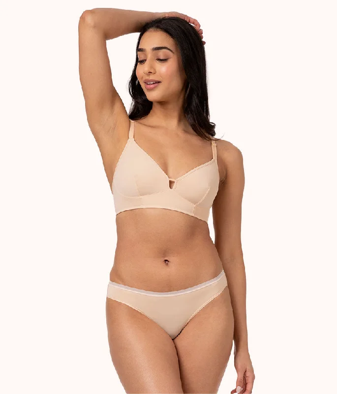 Women's black bras for a classic lookWomen's black bras for a classic lookThe Low Back Bralette: Toasted Almond