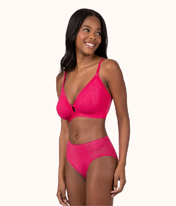 Women's bras with a silk blend for luxuryWomen's bras with a silk blend for luxuryThe Smooth Lace Busty Bralette: Magenta