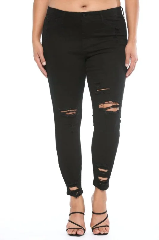 Women's affordable plus - size pants Embellished women jeans with studs or rhinestones for a glamorous touch Destroyed Ankle Cutout Skinny Jeans In Black Women's affordable plus - size pants Embellished women jeans with studs or rhinestones for a glamorous touch Destroyed Ankle Cutout Skinny Jeans In Black