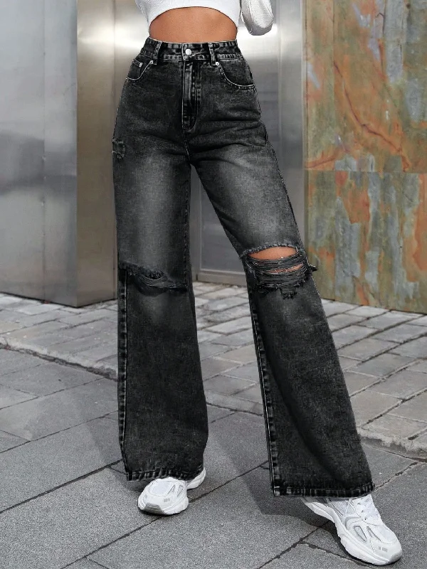 Women's paisley bohemian pants Embroidered women jeans with intricate patterns Distressed Wide Leg Jeans with Pockets Women's paisley bohemian pants Embroidered women jeans with intricate patterns Distressed Wide Leg Jeans with Pockets