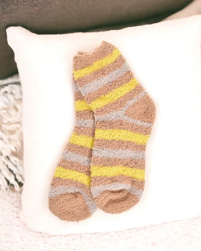Women's cashmere - blend socks for extra softnessFuzzy Yellow And Brown Ankle Socks