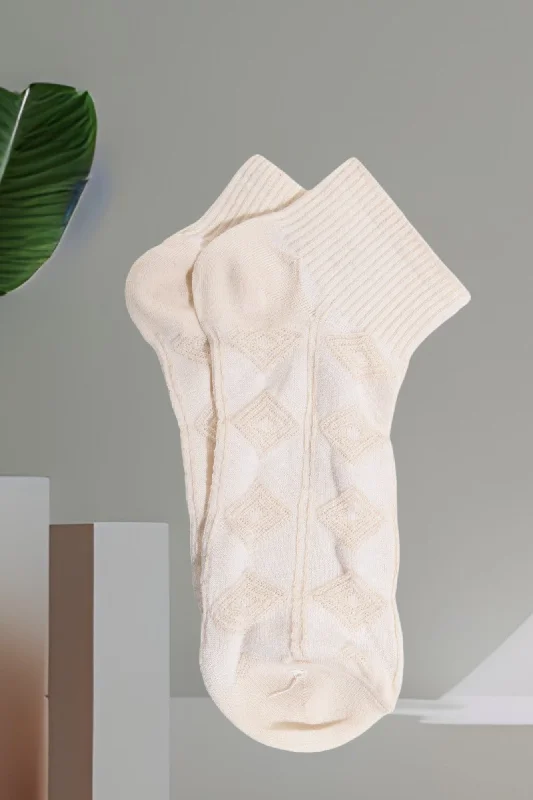 Women's leather - look socks for an edgy styleGraphic Ankle Socks