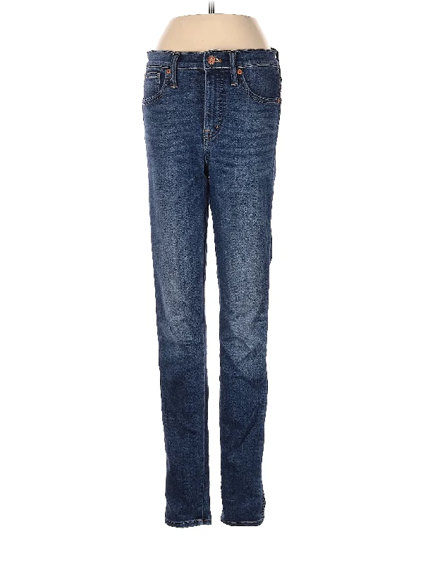 Women's flared office pants Ripped women jeans for a rebellious and fashion - forward style High-Rise Straight-leg Jeans in Medium Wash Women's flared office pants Ripped women jeans for a rebellious and fashion - forward style High-Rise Straight-leg Jeans in Medium Wash