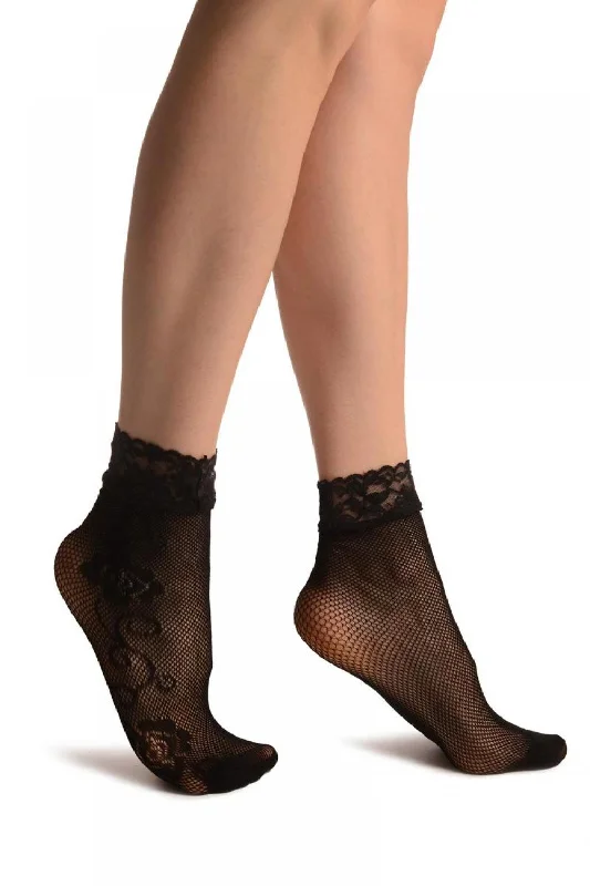 Women's over - the - calf socks with a stripe designLinked Roses On The Side Black Lace Socks Ankle High Women's over - the - calf socks with a stripe designLinked Roses On The Side Black Lace Socks Ankle High