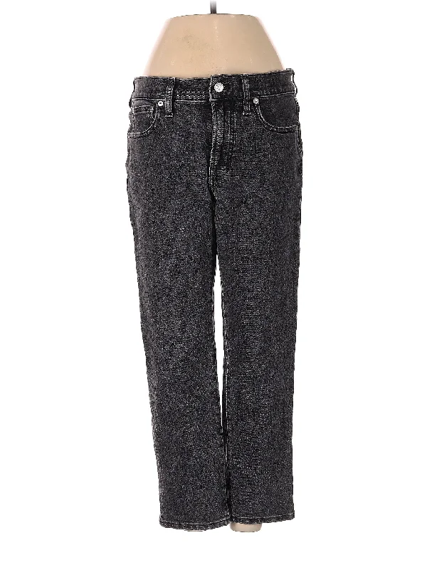 Women's pants for theme park visits Mom jeans for a nostalgic and casual look Mid-Rise Straight-leg Jeans in Dark Wash Women's pants for theme park visits Mom jeans for a nostalgic and casual look Mid-Rise Straight-leg Jeans in Dark Wash