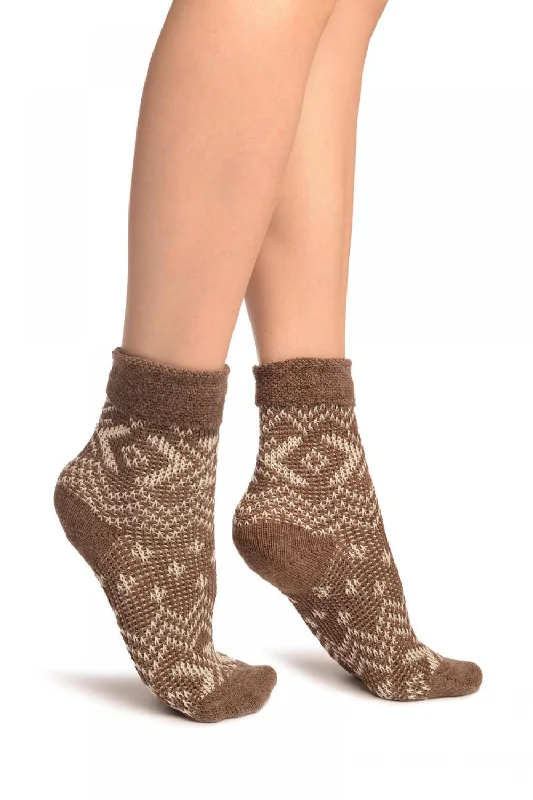 Women's hypoallergenic socks for sensitive skinNordic Style On Brown Cashmere Ankle High Socks Women's hypoallergenic socks for sensitive skinNordic Style On Brown Cashmere Ankle High Socks