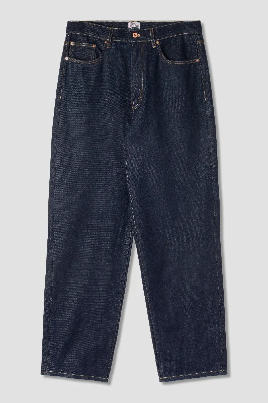 Women's pants for cocktail parties Distressed women jeans for a trendy and edgy look Taper 5 Jean (Single Rinse Denim) Women's pants for cocktail parties Distressed women jeans for a trendy and edgy look Taper 5 Jean (Single Rinse Denim)