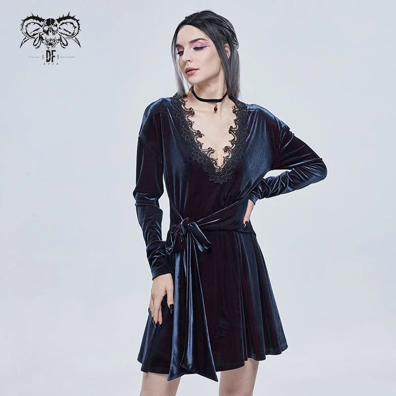 Women's moisture - wicking socks for sportsWomen's Gothic Lace Plunging Collar Velet Nightgown